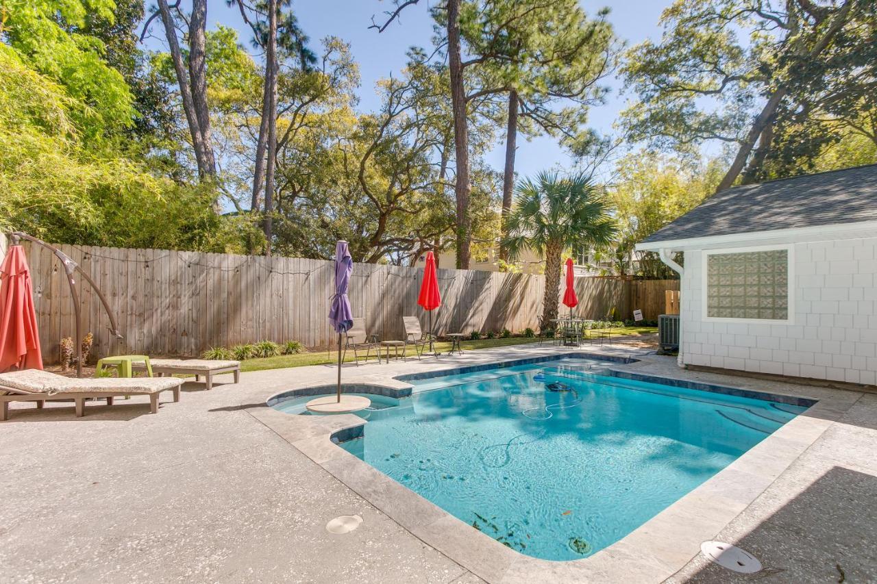 Spacious St Simons Island Vacation Rental With Pool! St. Simons Island Exterior photo